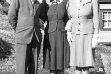 438: l-r Frank Ryan, Bess Ryan, and Frank's wife Elizabeth Barry. (circa 1945) [courtesy of  Elizabeth (Barry) Ryan]  - Frank and Bess children of Denis Ryan &amp;amp; Mary Dunphy, Bess married Leo Barry;  Elizabeth daughter of Patrick Barry &amp;amp; Bridget Barron